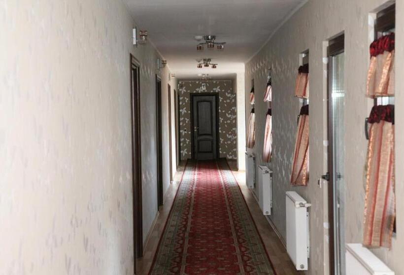 هتل City Garden Rooms And Apartments