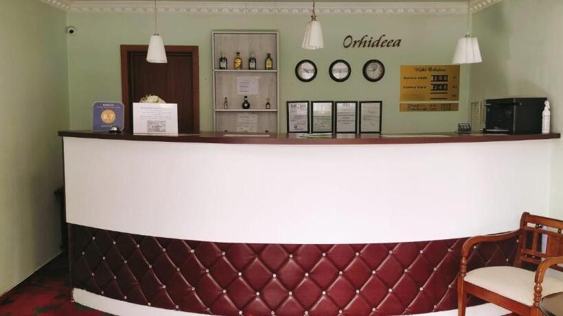 هتل Hostel Orhideea