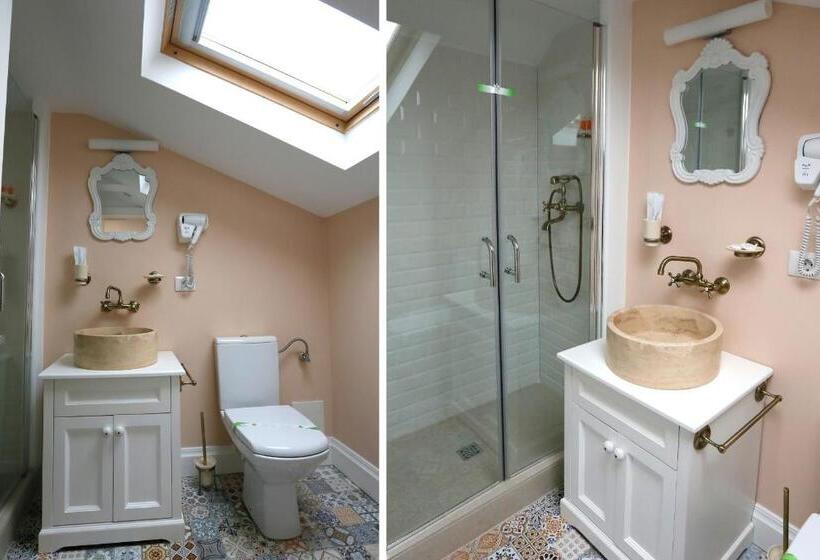 هتل Les Jardins Carol