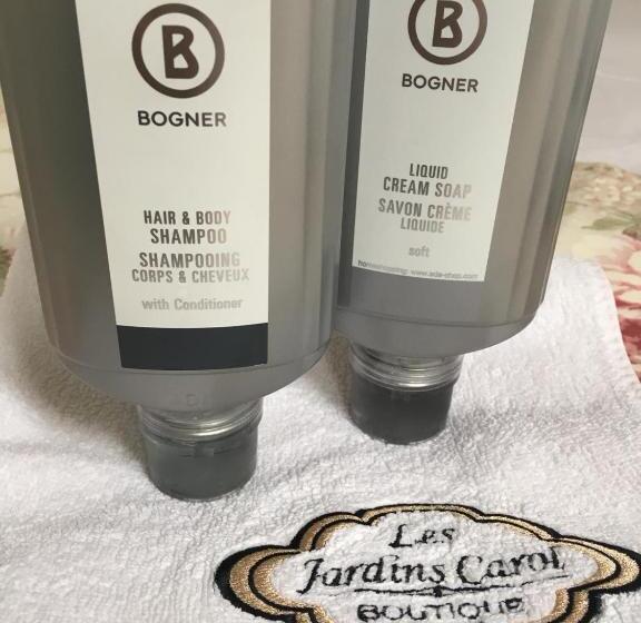 هتل Les Jardins Carol