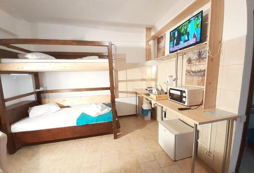 Taxi Hostel
