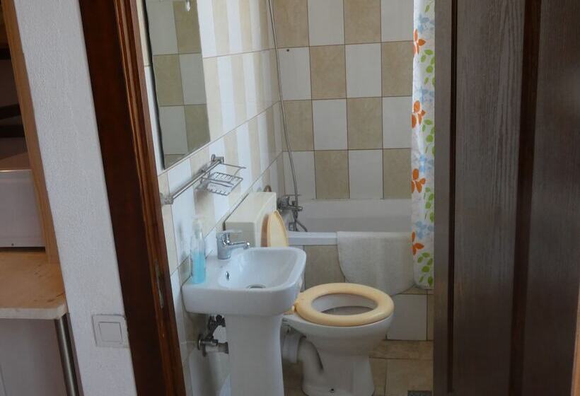 Taxi Hostel