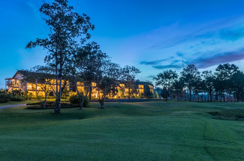 هتل Chatrium Golf Resort Soi Dao Chanthaburi