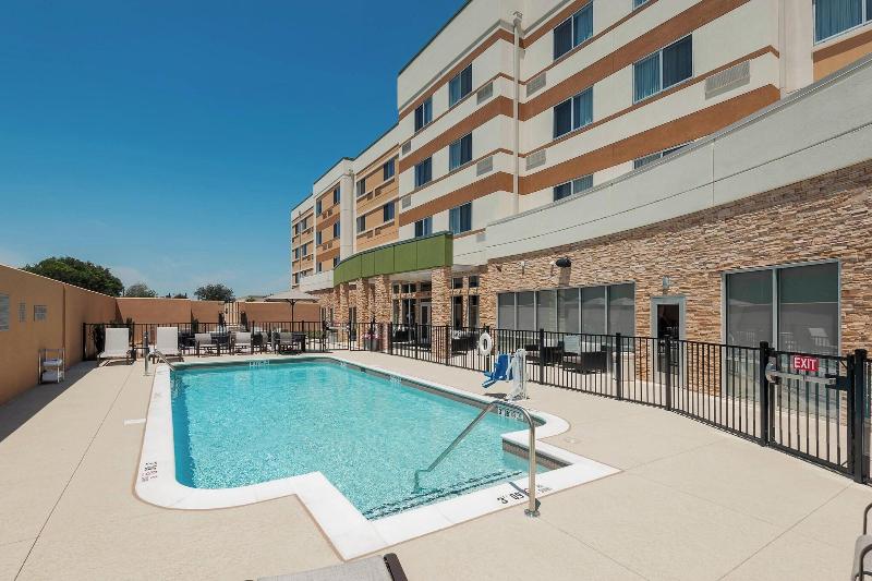 Отель Courtyard By Marriott Ardmore