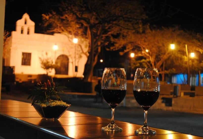 هتل Ocean Taganga Internacional