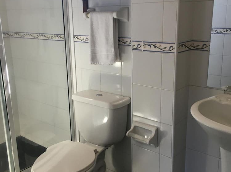 هتل Ocean Taganga Internacional