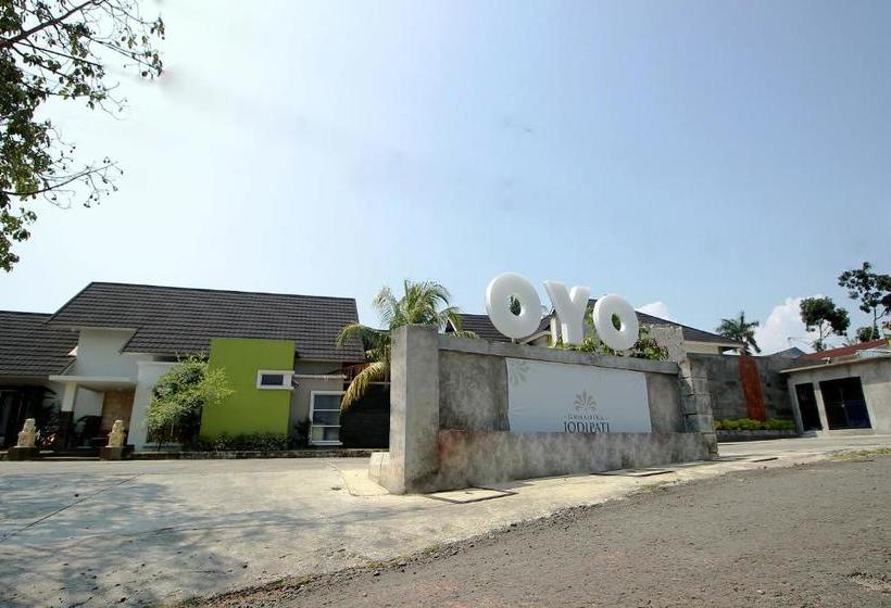 هتل Oyo 680 Grhadika Jodipati