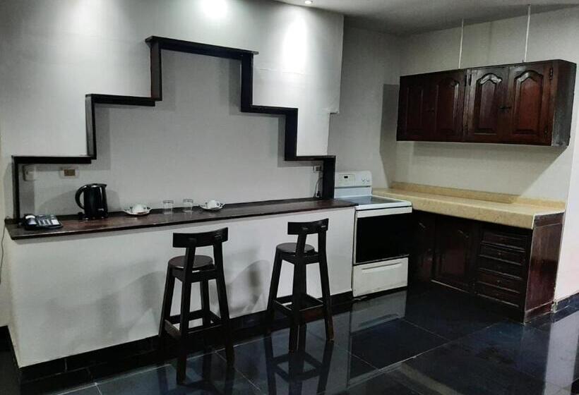 ホテル Qallwa Chincha