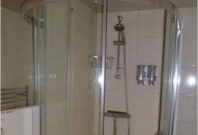 בית מלון כפרי Red Kite House