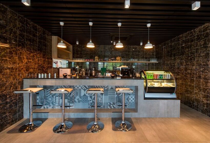 فندق The Smith House