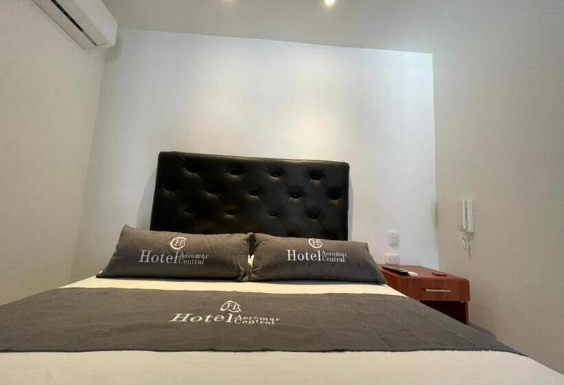 هاستل Aeromar Central