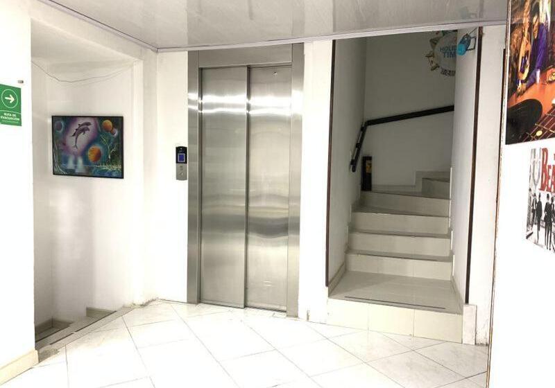 تختخواب و صبحانه Casa Modelia