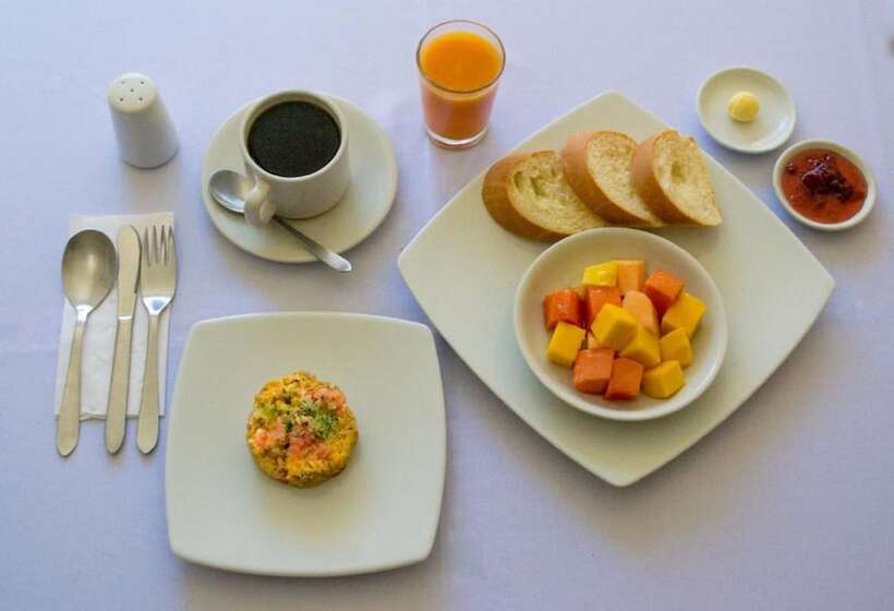 هتل Ayenda Imperio La 16