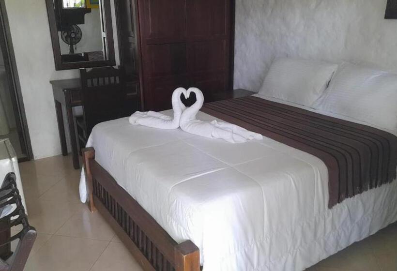 هتل Campestre Los Nogales