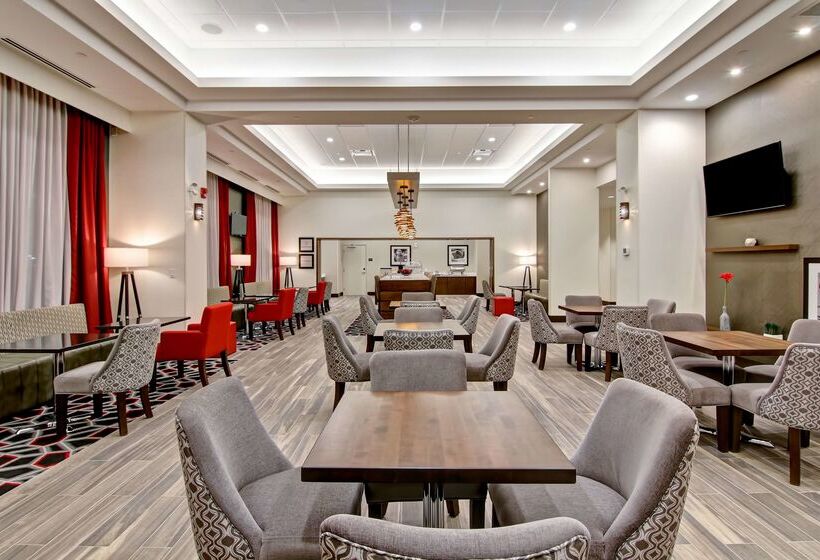 בית מלון כפרי Hampton Inn & Suites By Hilton Grande Prairie