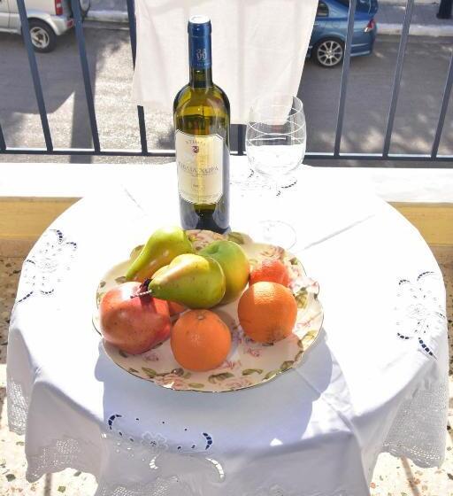 בית מלון כפרי Iridanos