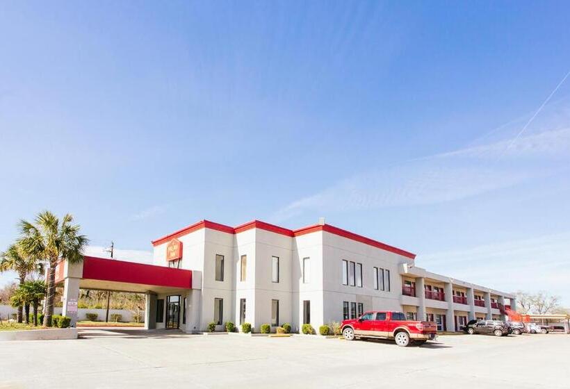 מוטל Econo Lodge Inn & Suites