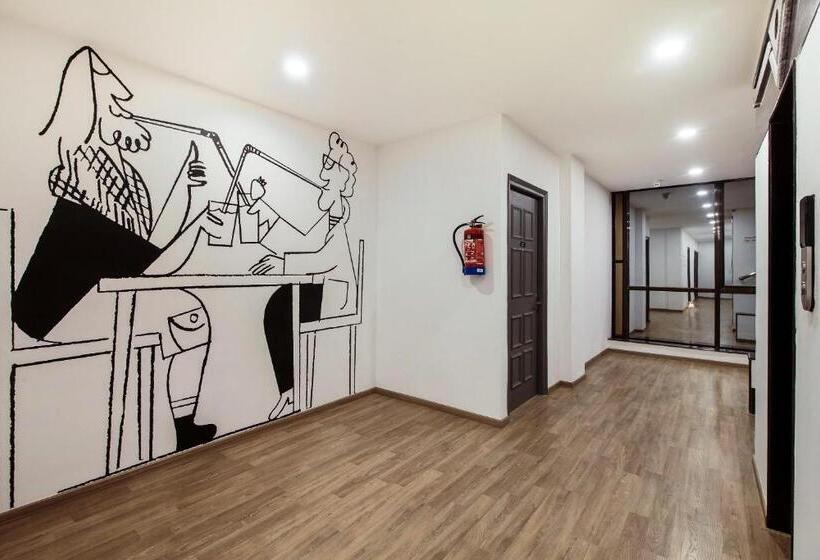 هتل Super Townhouse Anna Salai