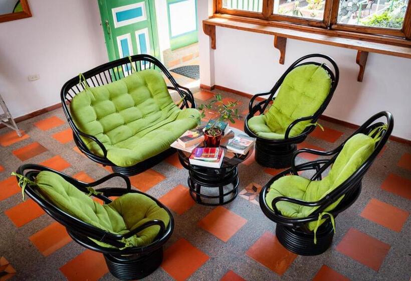 هاستل La Floresta Salento