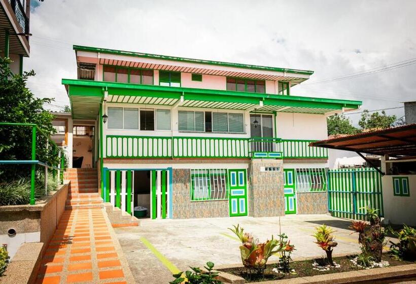 هاستل La Floresta Salento