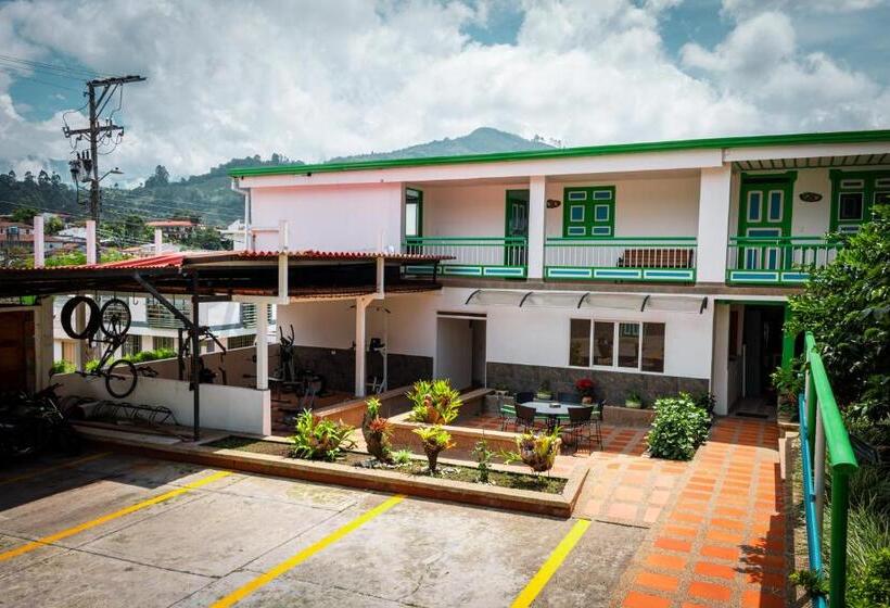 هاستل La Floresta Salento