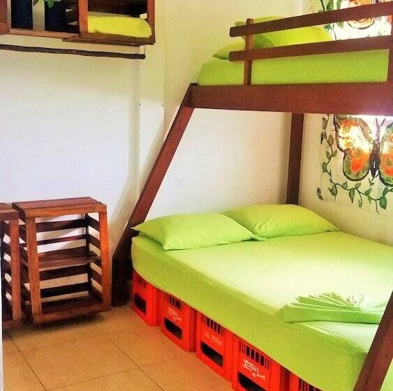 تختخواب و صبحانه Eco Hotel El Refugio De La Floresta