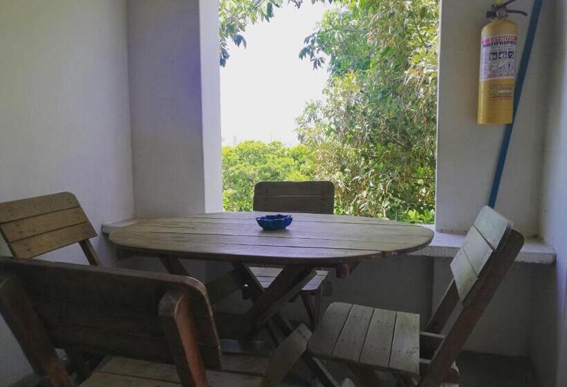 تختخواب و صبحانه Jardin Etnobotanico Villa Ludovica