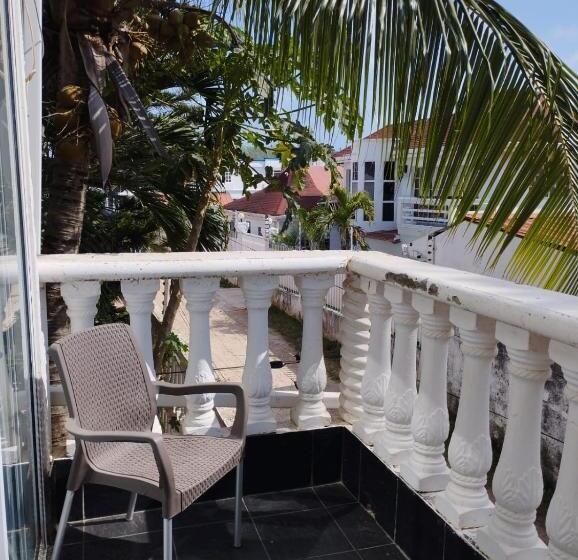 تختخواب و صبحانه Sunset Paradise