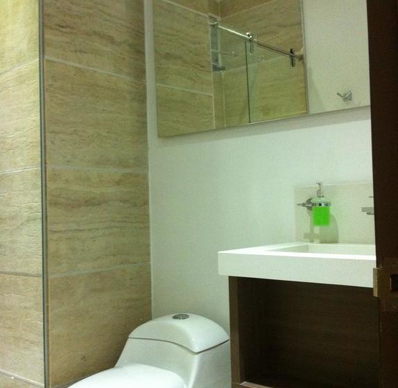 Hausen Hotel   Suites