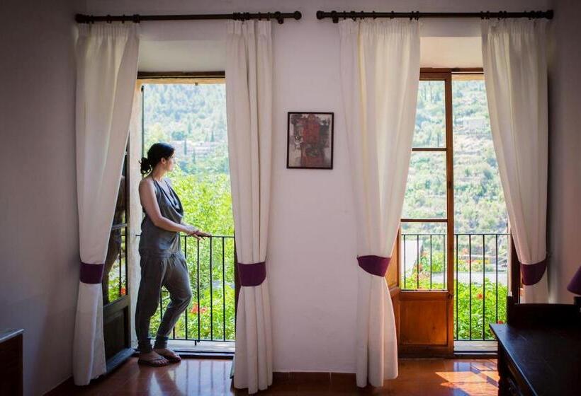 Hostal Villa Verde Adults Only