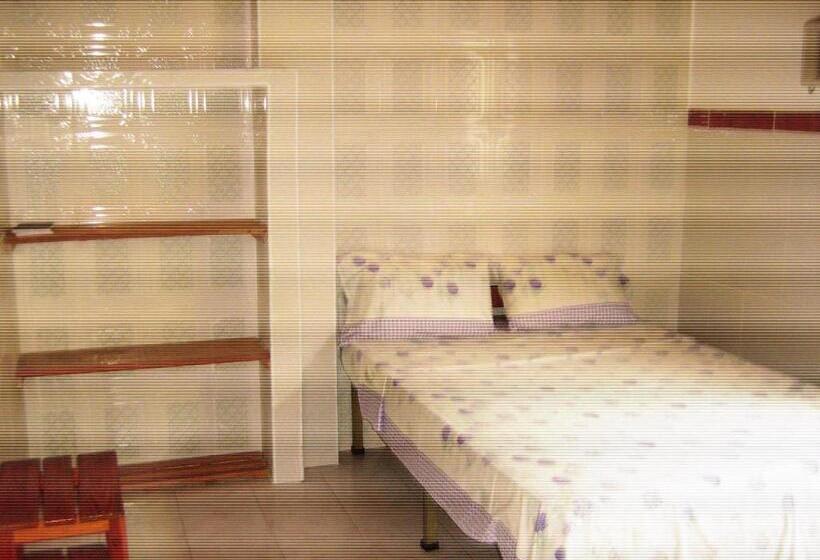 هتل Arpa De Aguas