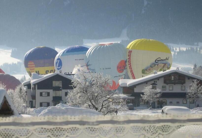 Отель Gästehaus Fahringer