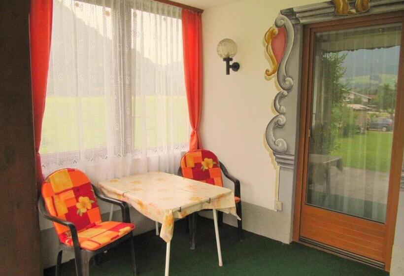 Отель Gästehaus Fahringer