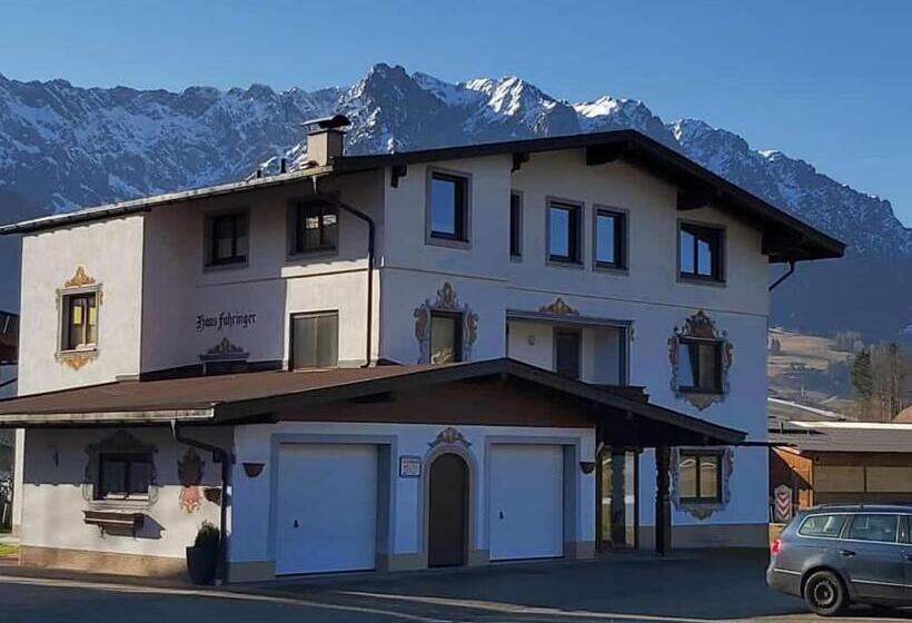 Отель Gästehaus Fahringer