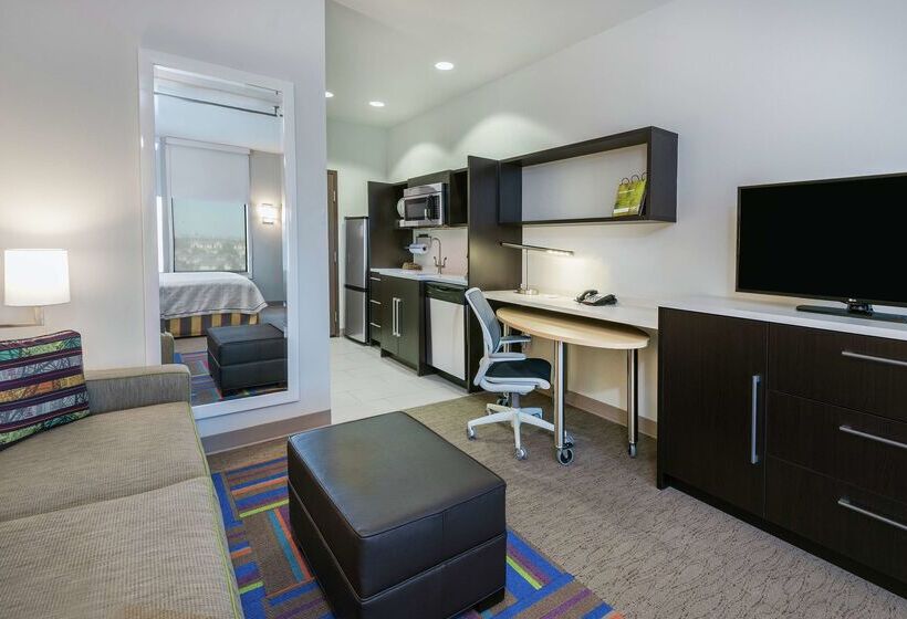 هتل Home2 Suites By Hilton Austin Airport