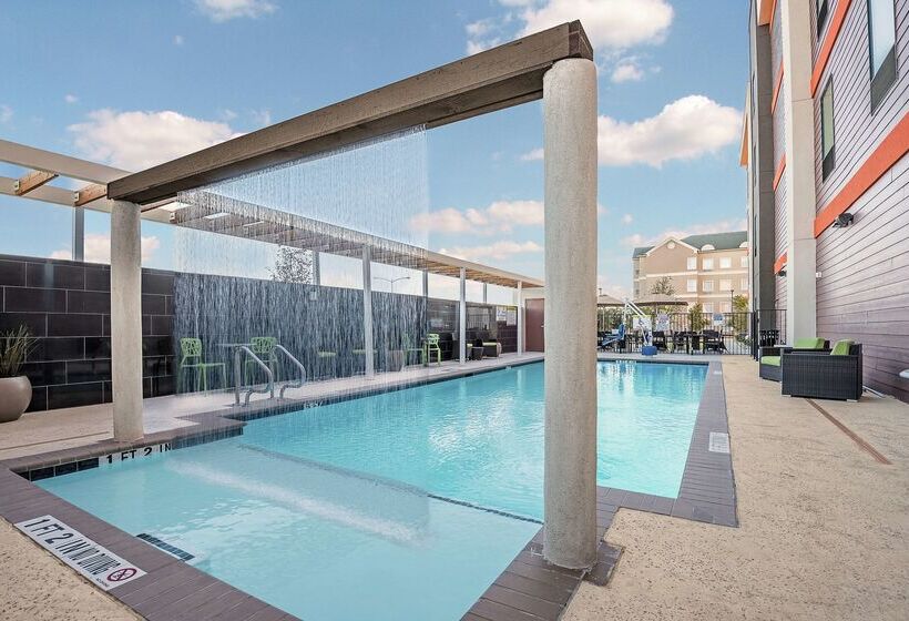 هتل Home2 Suites By Hilton Austin Airport