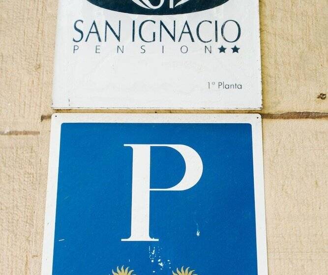 هتل Hostal San Ignacio Centro