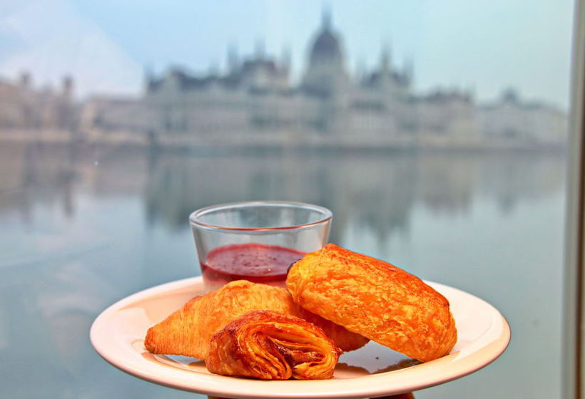 Fotos del hotel Onriver S   Ms Cezanne:  3