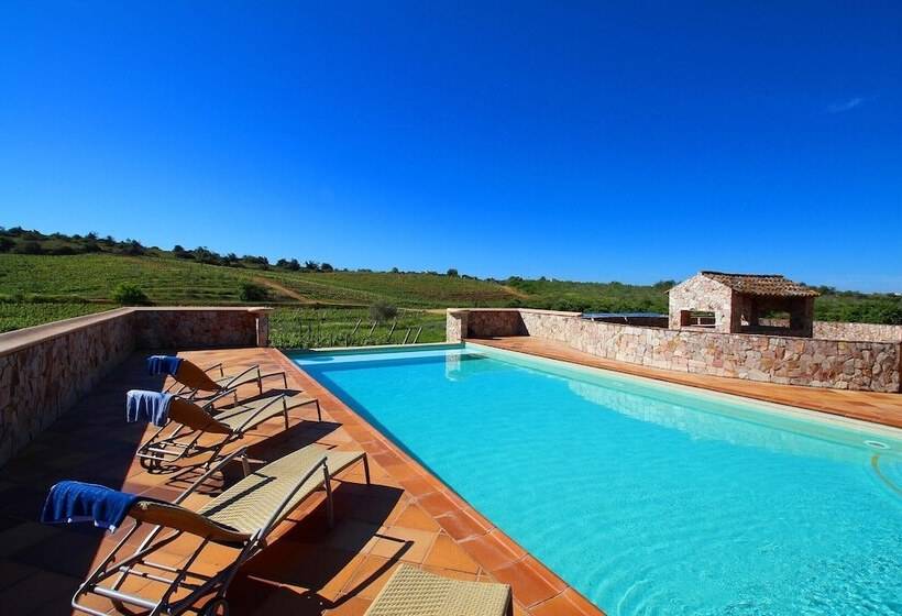 ホテル Quinta Dos Vales Wine Estate