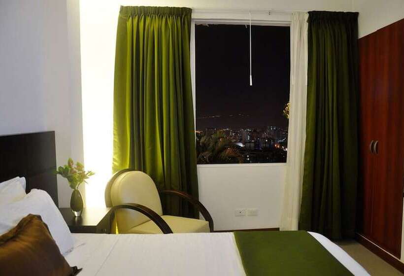 هتل Serenity Suites Casa Boutique