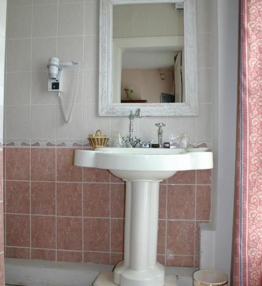 צימר Au Château Des Thermes