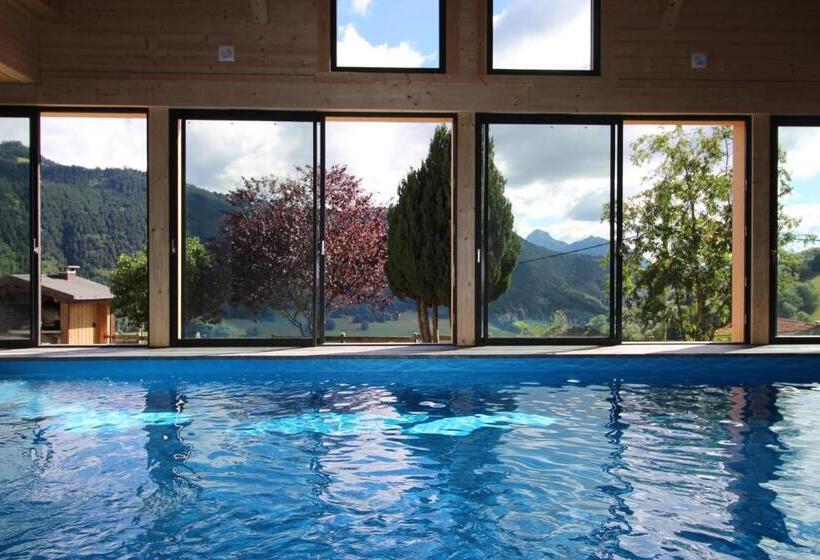 مبيت وإفطار Chalet Titlis