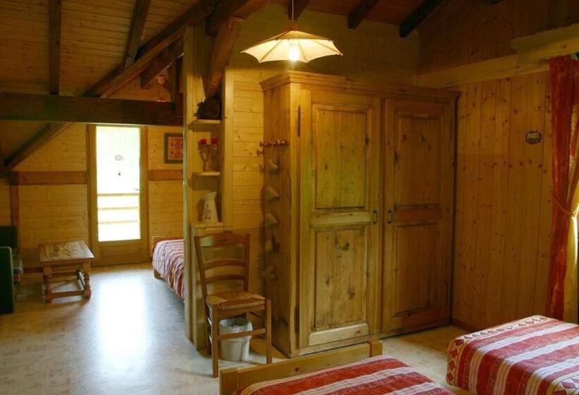 مبيت وإفطار Chalet Titlis