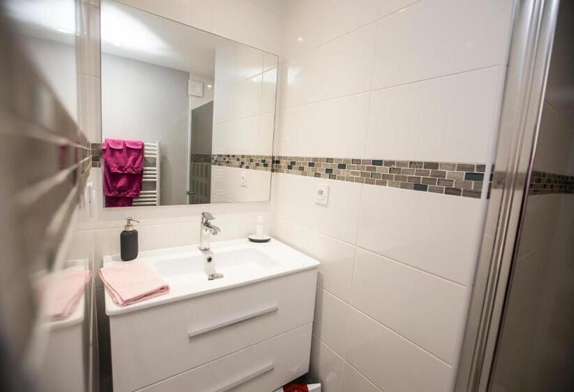 مبيت وإفطار Chambre D'hôtes Des Lys