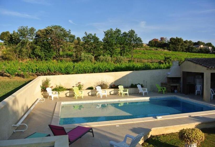 ベッドアンドブレックファースト Chambres D Hôtes Climatisées Avec Cuisine D été Villa Gour Du Peyrol