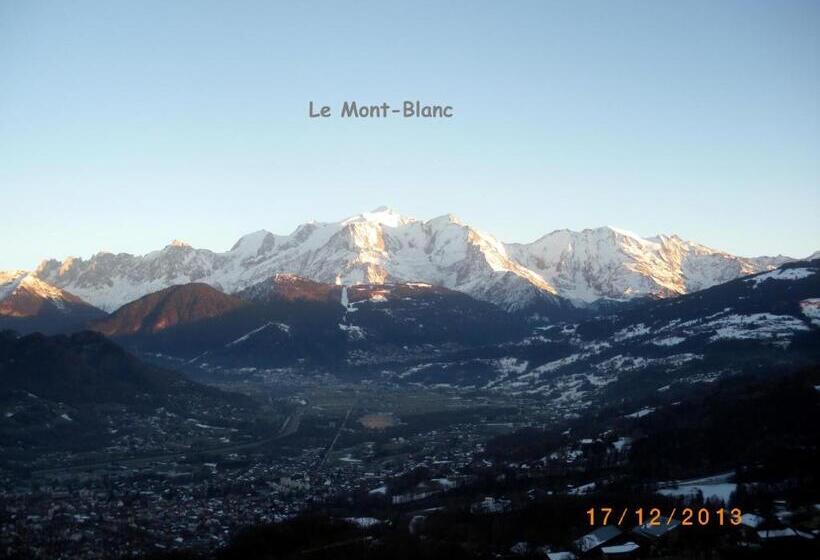 مبيت وإفطار Chambres D'hôtes Les Terrasses De Varme