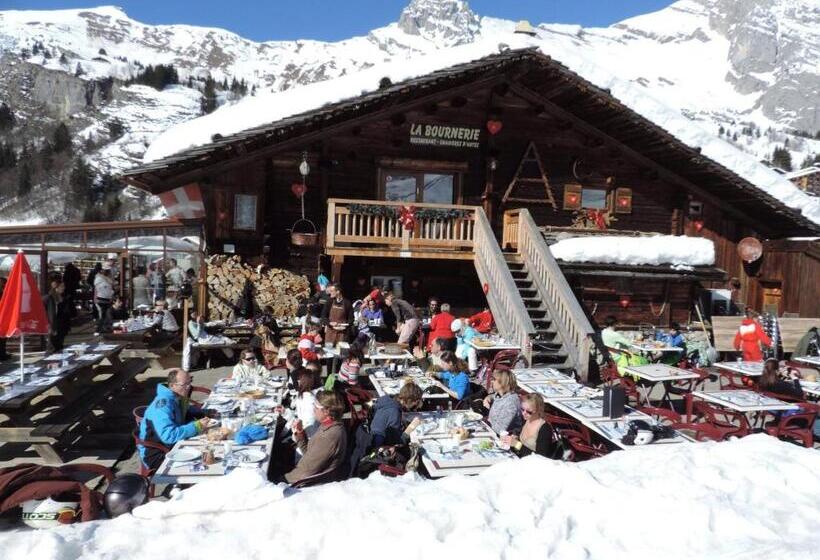 مبيت وإفطار La Bournerie