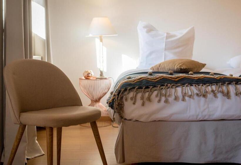 ベッドアンドブレックファースト Le Hameau D Eguisheim  Chambres D Hotes & Gites
