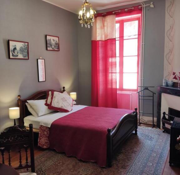 مبيت وإفطار L'entrée Chambres D'hôtes Bar & Restaurant