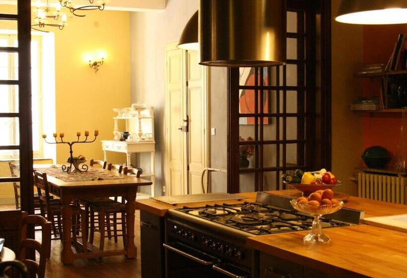 تختخواب و صبحانه Les Chambres Des Dames